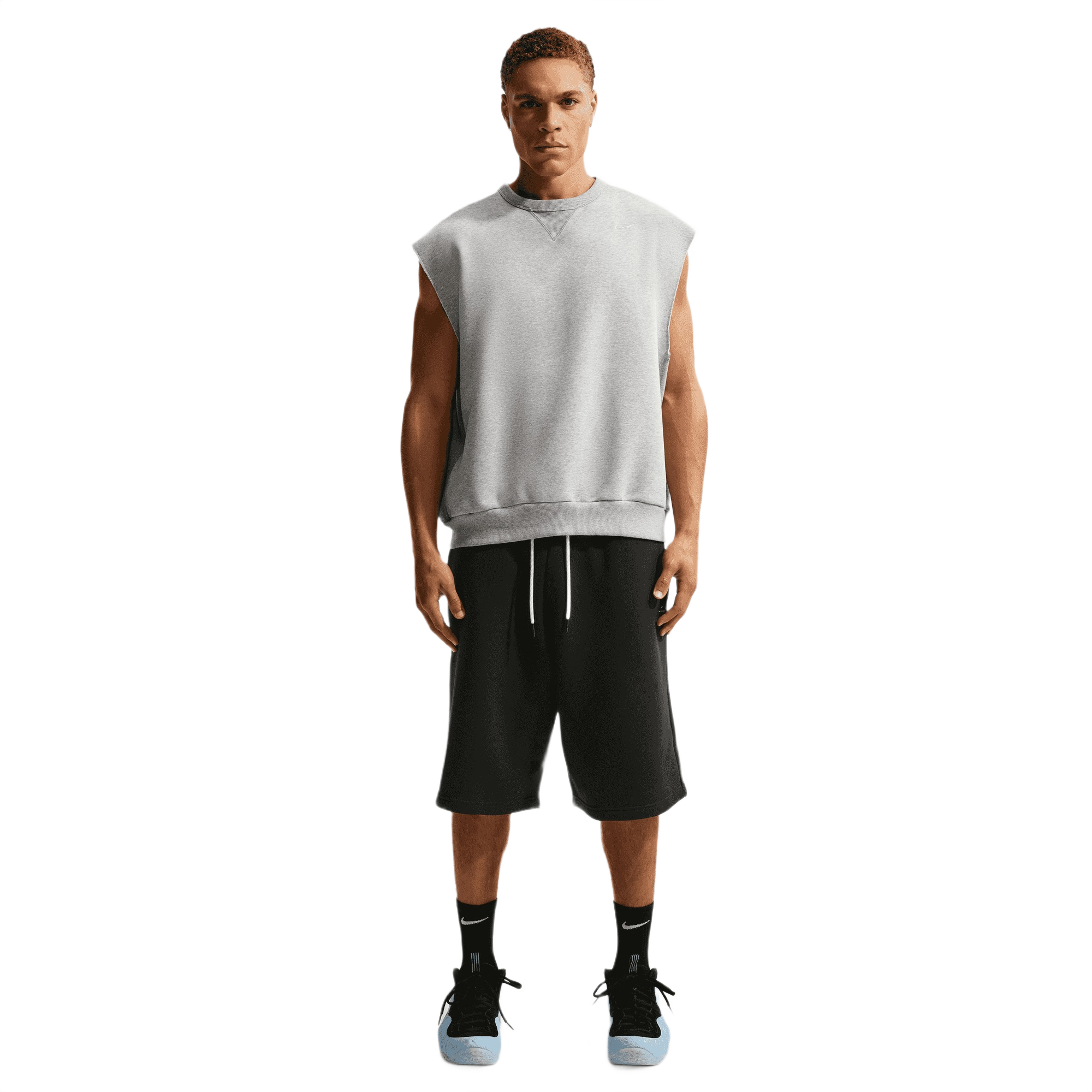 Nike Men's Standard Issue Therma-FIT 14" Fleece Basketball Shorts - BLACK